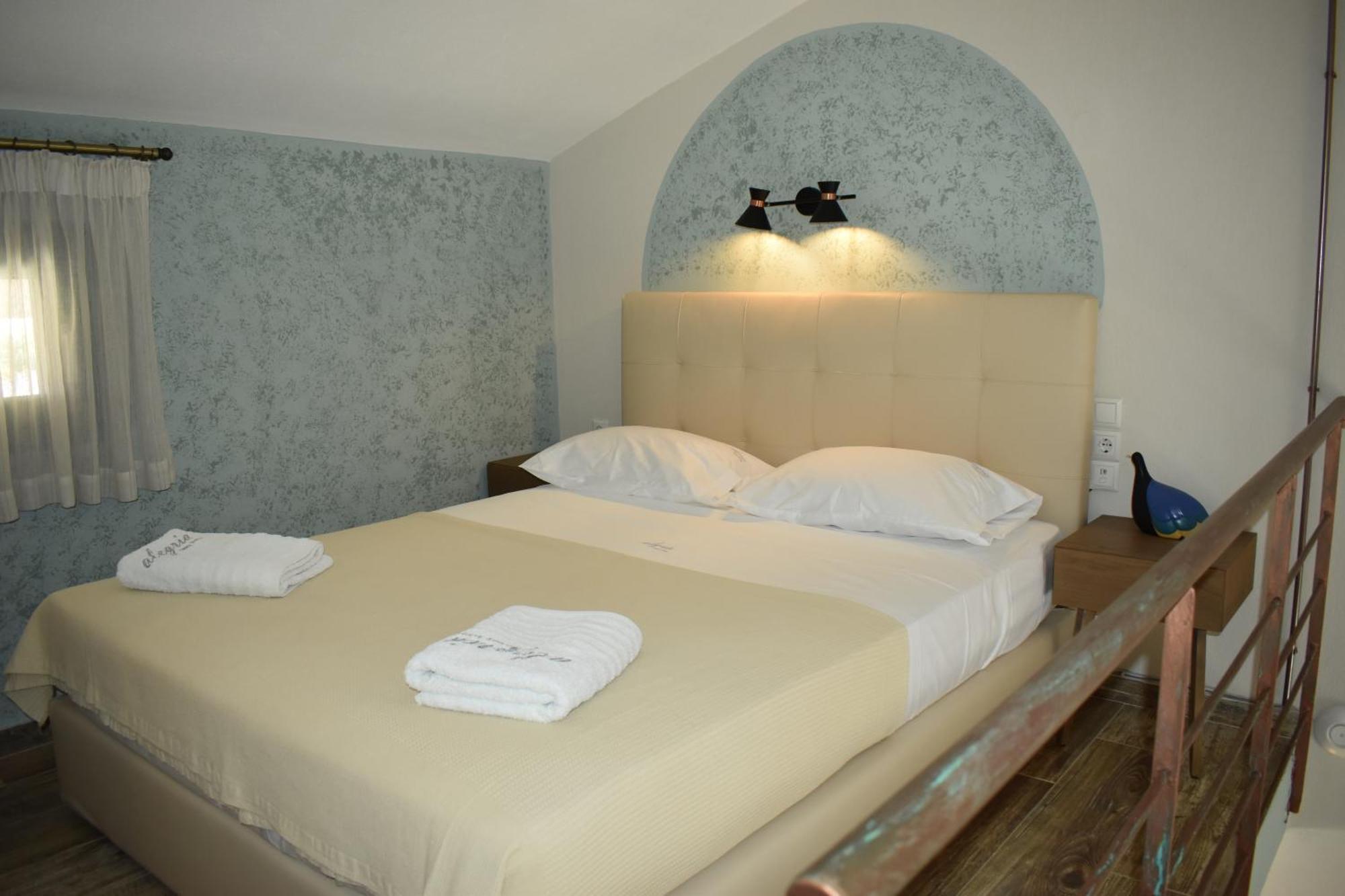 Alegria Suites Nikiti  Dış mekan fotoğraf