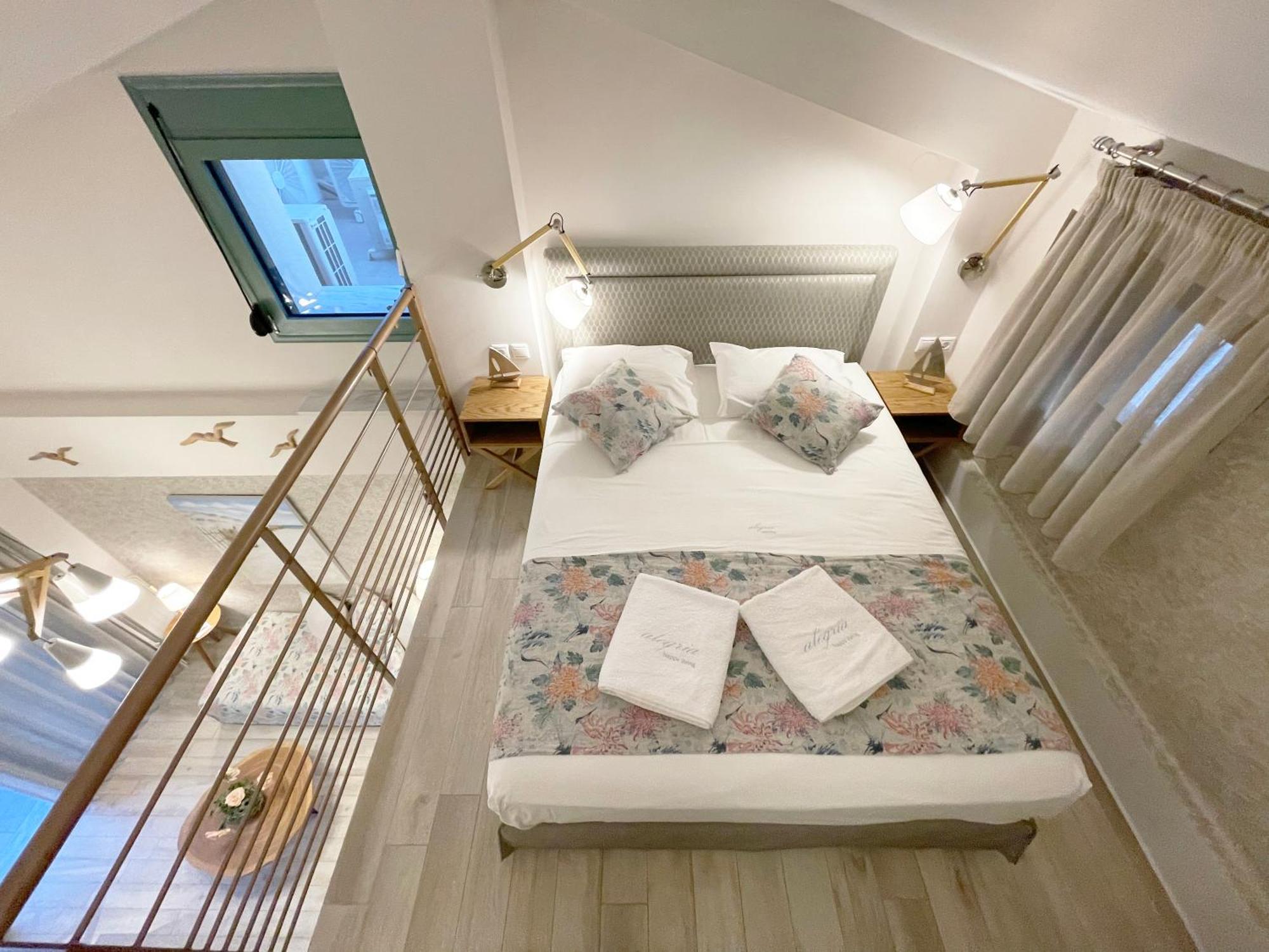 Alegria Suites Nikiti  Dış mekan fotoğraf